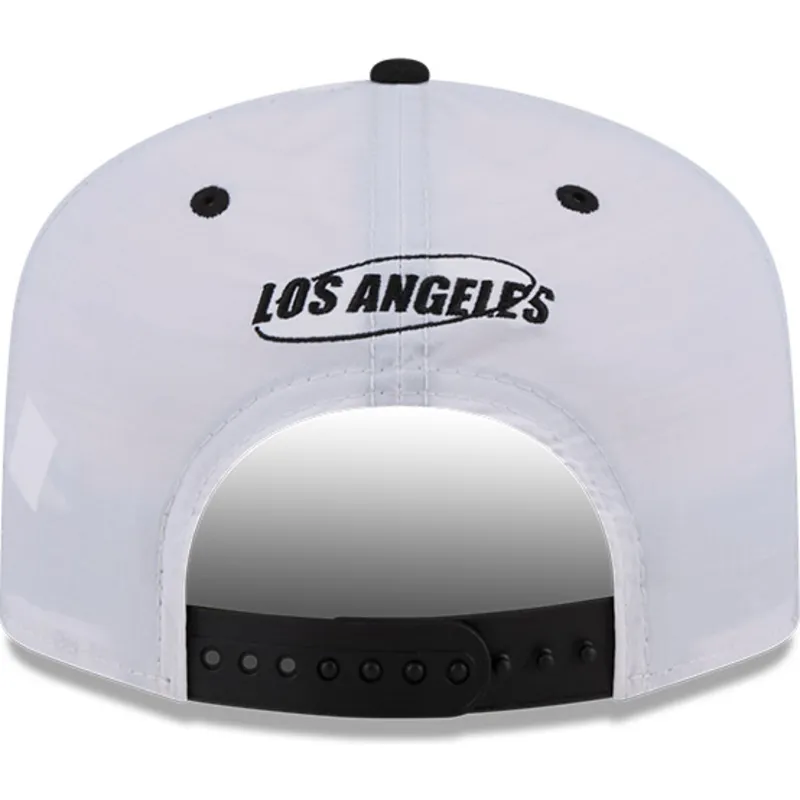 mutsid-kumer-valge-snapback-golfer-chrome-los-angeles-dodgers-mlb-new-era
