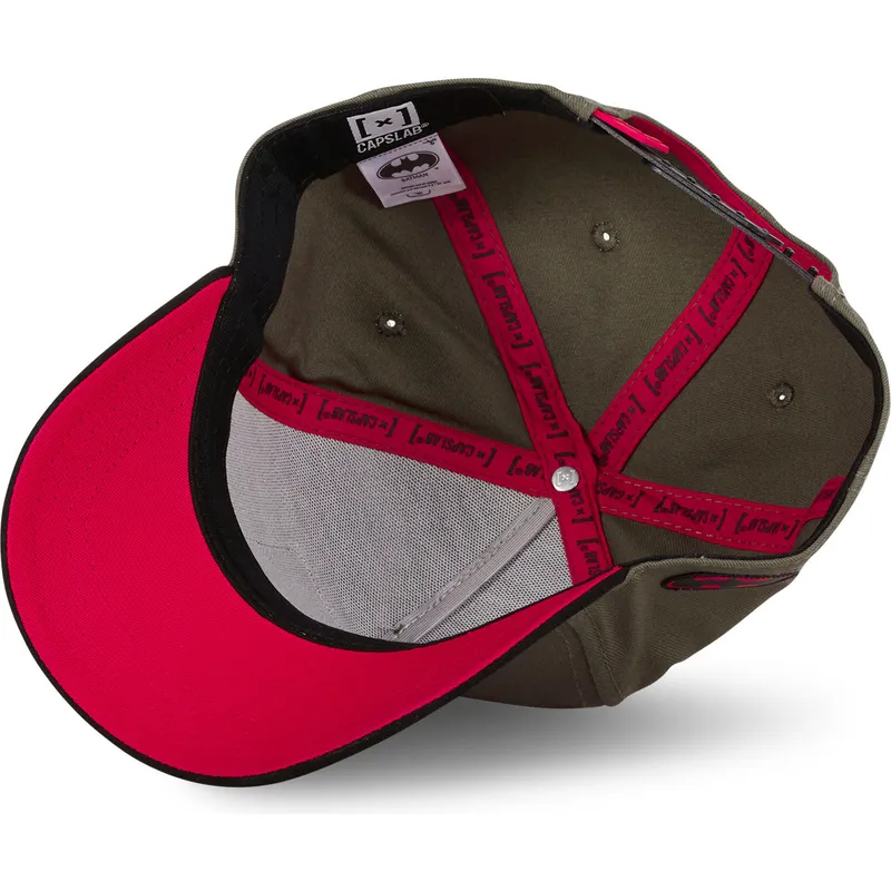 mutsid-kumer-pruun-snapback-kni-batman-dc-comics-capslab