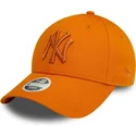 mutsid-kumer-oranz-reguleeritav-9forty-league-essential-new-york-yankees-mlb-new-era