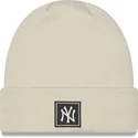 mutsid-beez-team-cuff-new-york-yankees-mlb-new-era