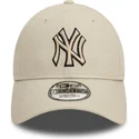 mutsid-kumer-beez-reguleeritav-9forty-team-outline-new-york-yankees-mlb-new-era