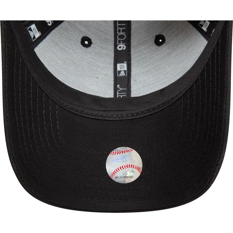 mutsid-kumer-must-reguleeritav-9forty-icon-new-york-yankees-mlb-new-era