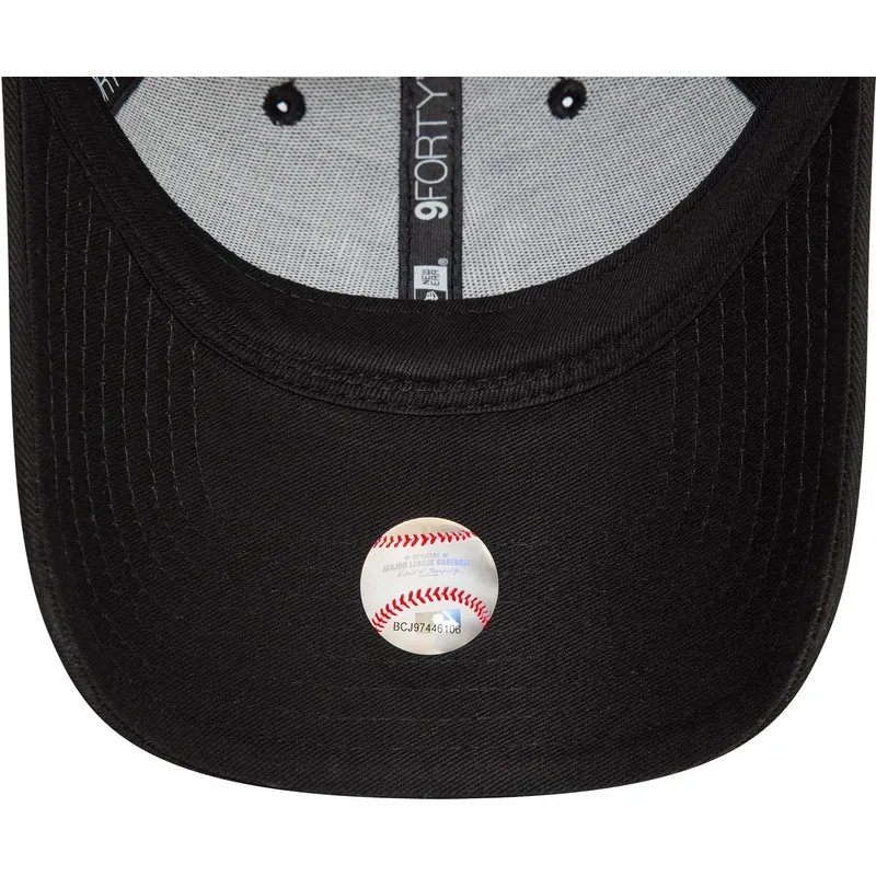 mutsid-kumer-must-reguleeritav-9twenty-icon-butterflies-new-york-yankees-mlb-new-era