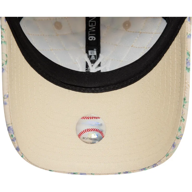cap-kumer-beige-adjustable-strap-9twenty-floral-quilt-new-york-yankees-mlb-new-era