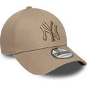 cap-kumer-brown-adjustable-strap-claro-9forty-league-essential-new-york-yankees-mlb-new-era