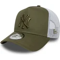 mutsid-kumer-roheline-snapback-a-frame-league-essential-new-york-yankees-mlb-new-era