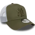 cap-kumer-green-snapback-a-frame-league-essential-new-york-yankees-mlb-new-era