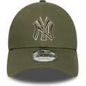 mutsid-kumer-roheline-reguleeritav-9forty-outline-new-york-yankees-mlb-new-era