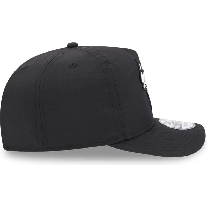 mutsid-kumer-must-reguleeritav-golfer-everyday-nylon-chicago-bulls-nba-new-era