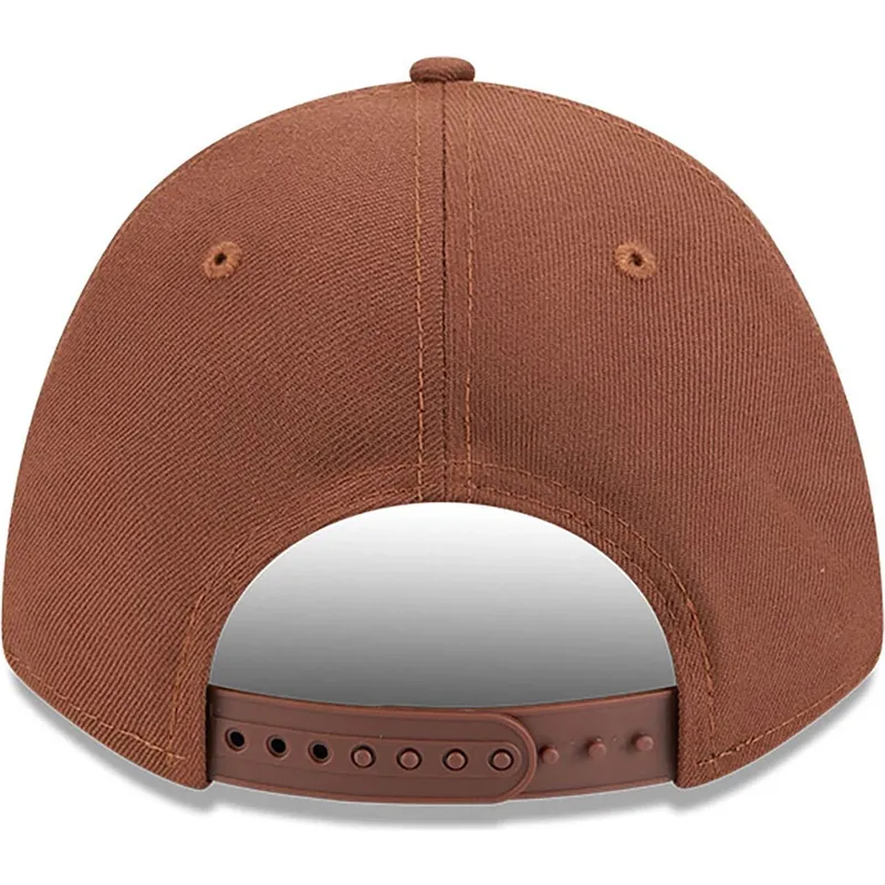 cap-kumer-brown-snapback-9forty-m-crown-a-frame-motorsport-los-angeles-dodgers-mlb-new-era
