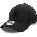 new-era-curved-brim-black-logo-9forty-quilted-new-york-yankees-mlb-black-adjustable-cap