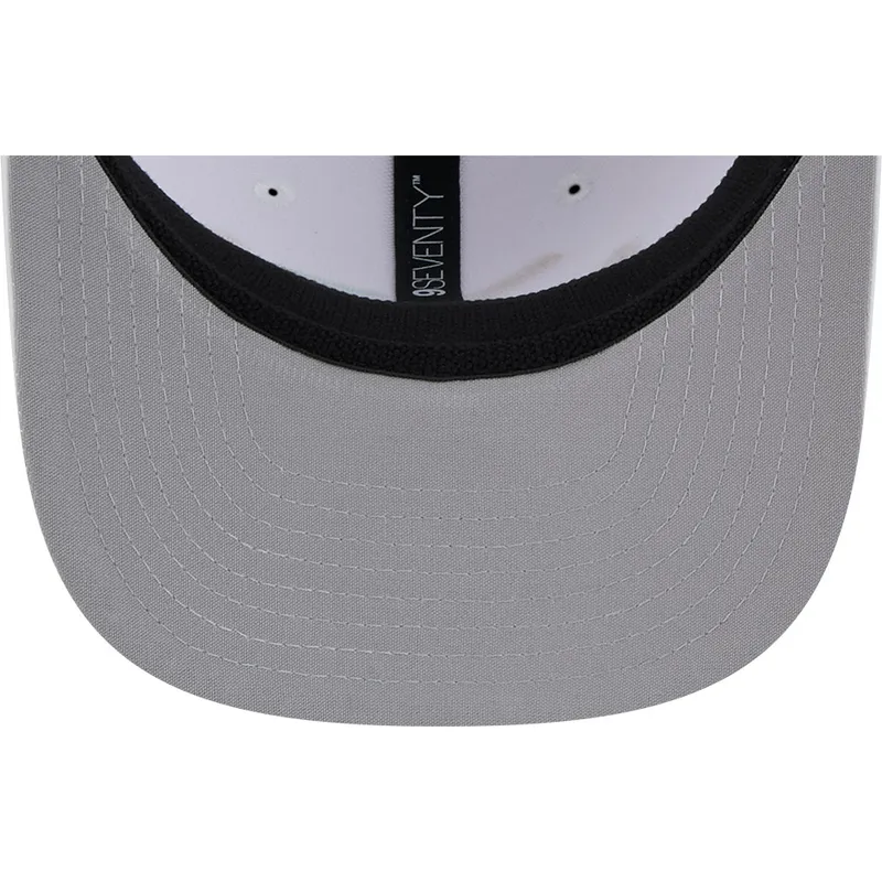 mutsid-kumer-valge-snapback-9seventy-perf-spring-training-fan-pack-2025-tampa-bay-rays-mlb-new-era