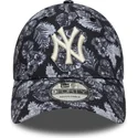 mutsid-kumer-must-reguleeritav-9forty-all-over-print-new-york-yankees-mlb-new-era