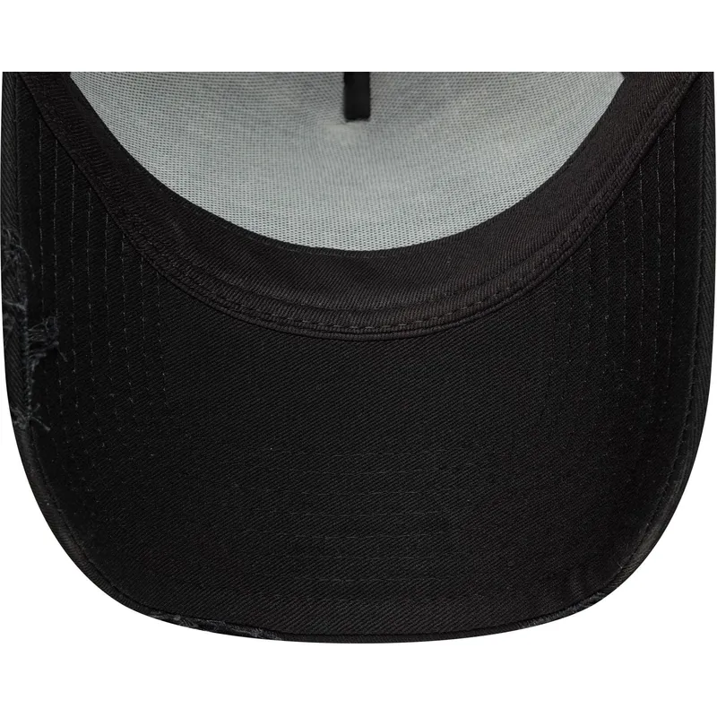 mutsid-kumer-must-snapback-a-frame-oval-distress-patch-new-era