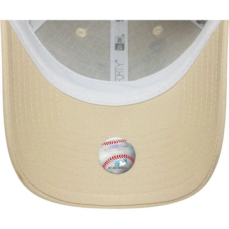 mutsid-kumer-beez-reguleeritav-9forty-beaded-new-york-yankees-mlb-new-era