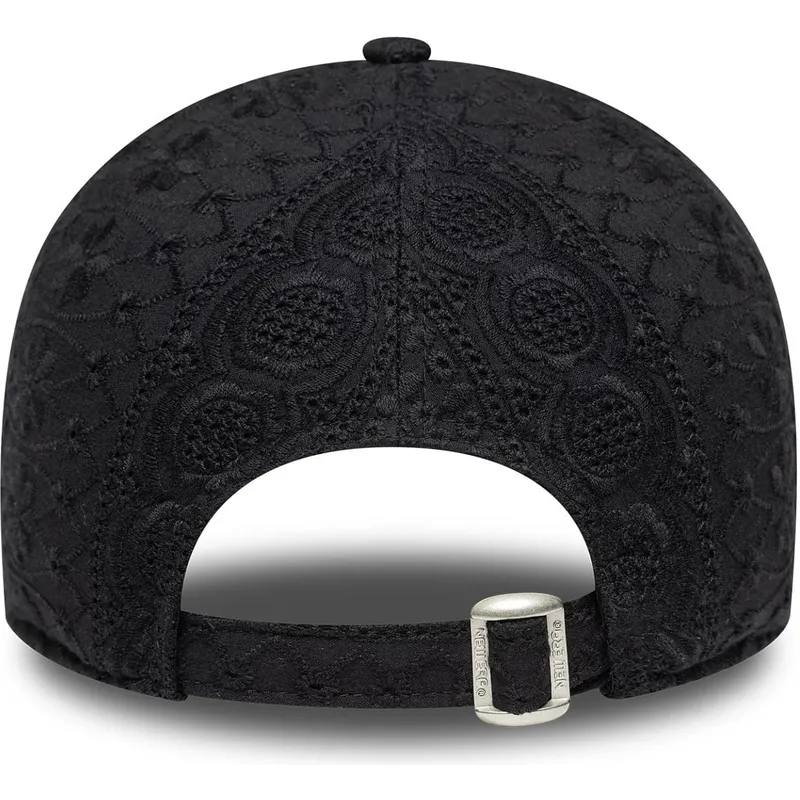 mutsid-kumer-must-reguleeritav-9twenty-broderie-new-york-yankees-mlb-new-era