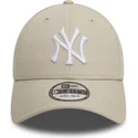 mutsid-kumer-beez-reguleeritav-9forty-league-essential-new-york-yankees-mlb-new-era