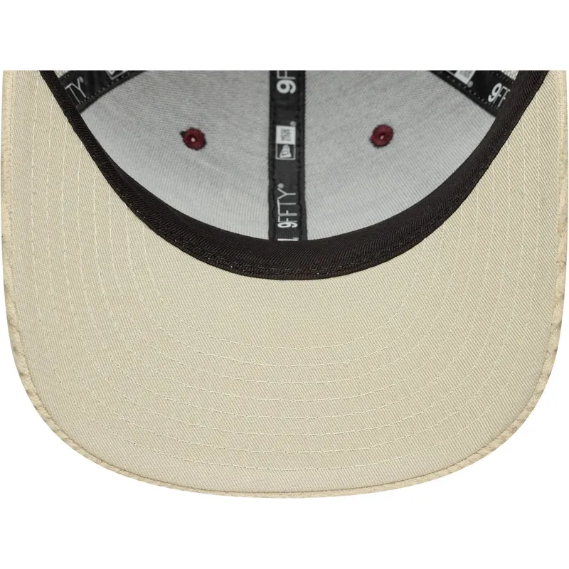 mutsid-kumer-punane-snapback-9fifty-cord-new-era