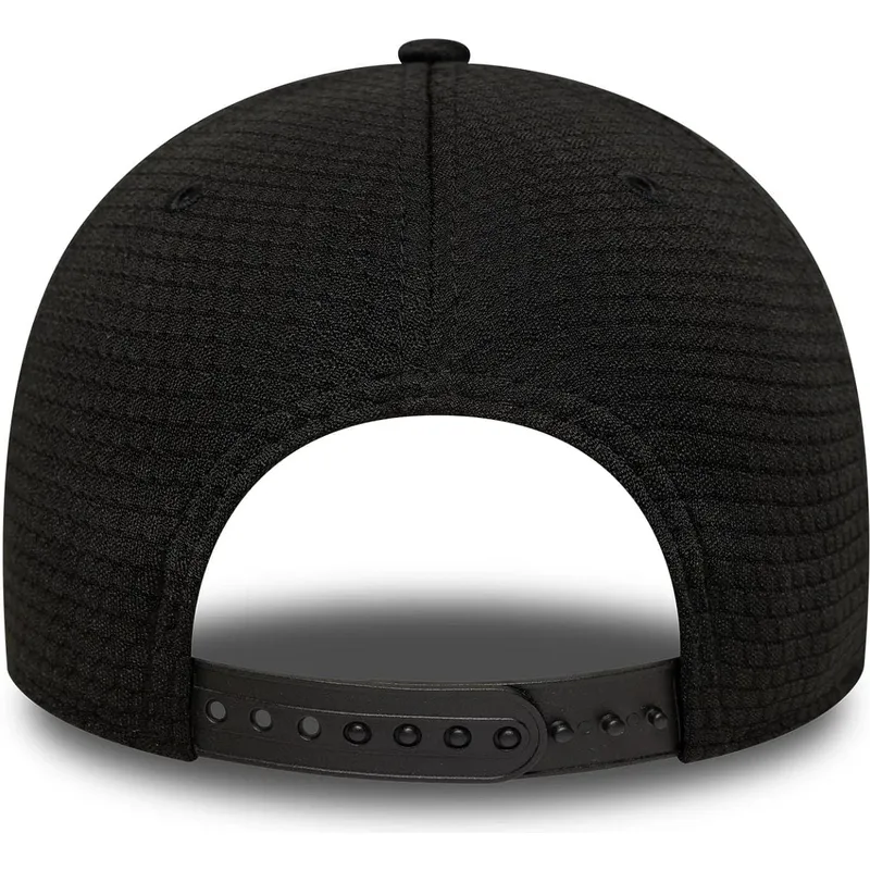 cap-kumer-black-snapback-9forty-flawless-mesh-new-york-yankees-mlb-new-era