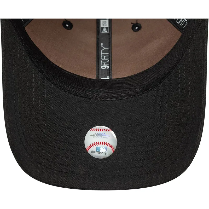 mutsid-kumer-must-reguleeritav-9forty-tonal-flawless-new-york-yankees-mlb-new-era