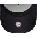 mutsid-kumer-meresinine-snapback-a-frame-outline-new-york-yankees-mlb-new-era