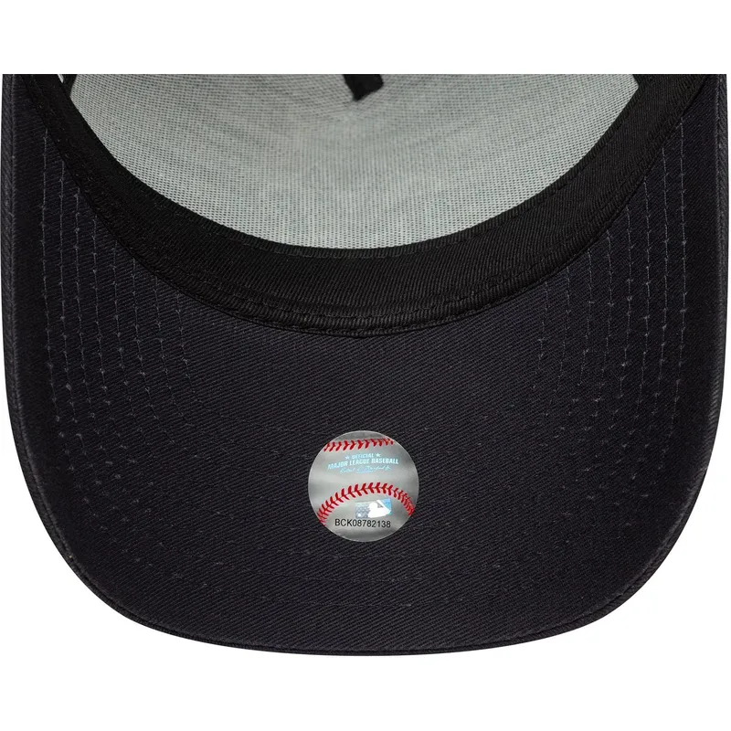mutsid-kumer-meresinine-snapback-a-frame-outline-new-york-yankees-mlb-new-era
