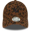 mutsid-kumer-leopard-reguleeritav-9forty-leopard-cord-new-york-yankees-mlb-new-era