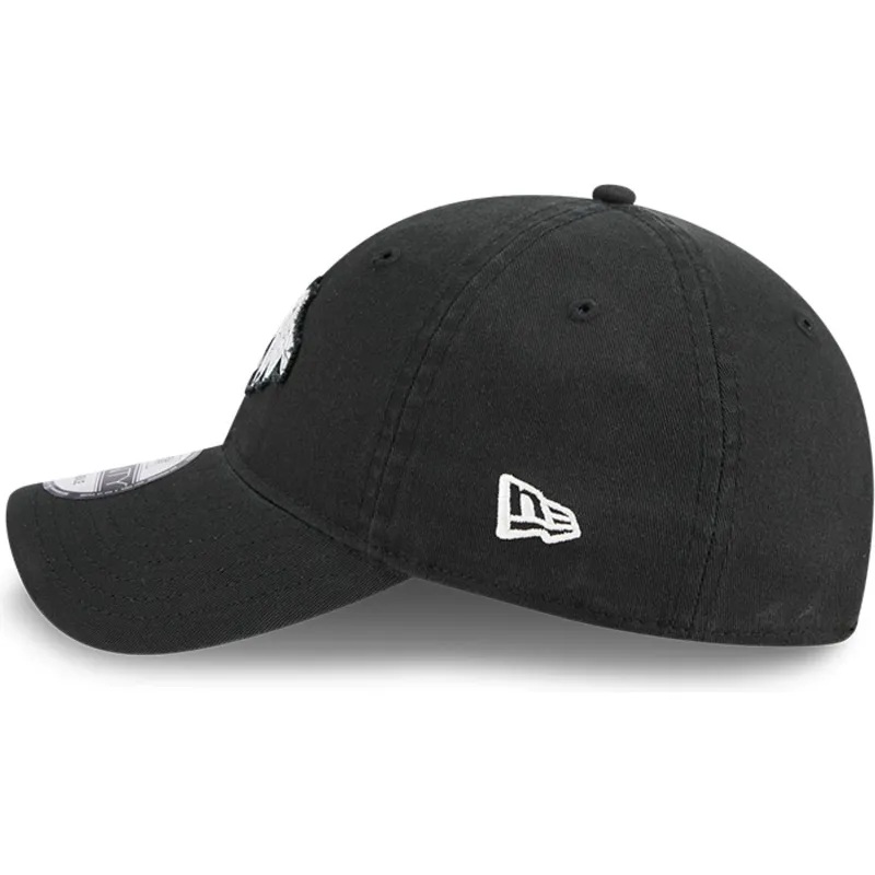 cap-kumer-black-adjustable-strap-9twenty-stamp-chicago-blackhawks-nhl-new-era