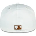 mutsid-lame-pruun-liibuv-59fifty-chrome-toast-side-patch-new-york-yankees-mlb-new-era