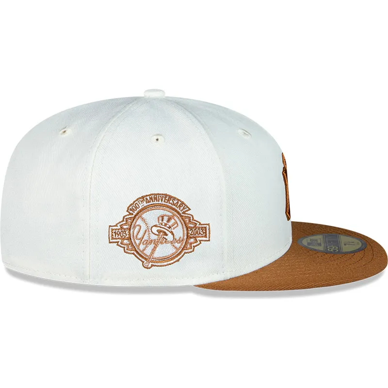 mutsid-lame-pruun-liibuv-59fifty-chrome-toast-side-patch-new-york-yankees-mlb-new-era
