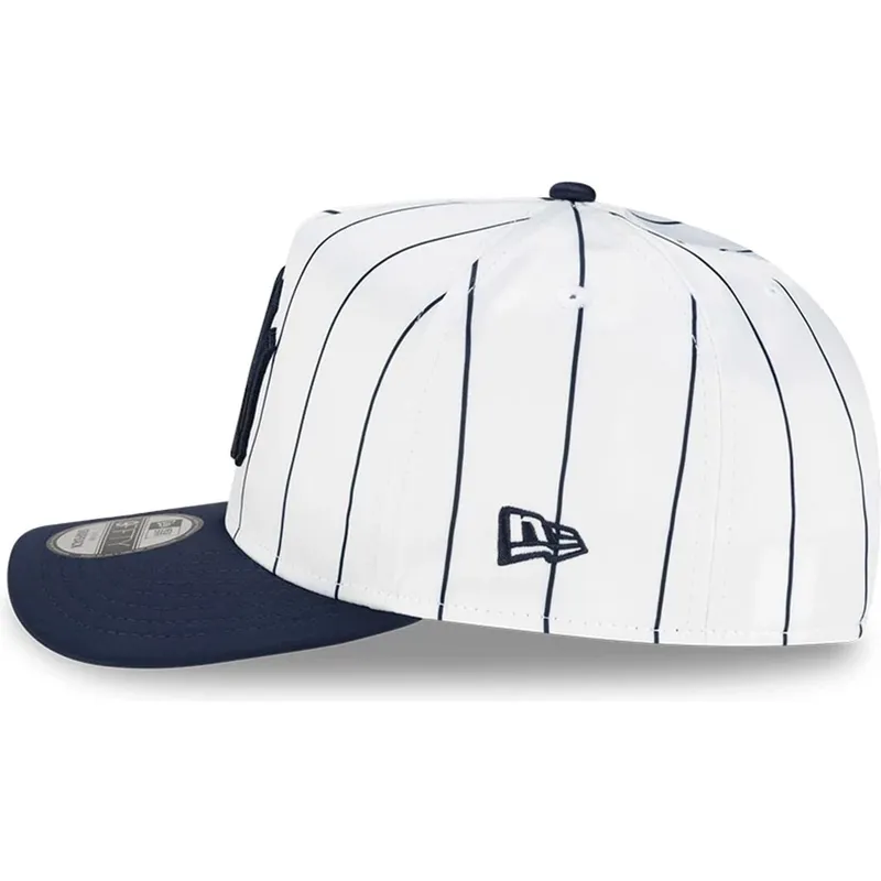 mutsid-kumer-valge-snapback-9fifty-a-frame-satin-pinstripe-new-york-yankees-mlb-new-era
