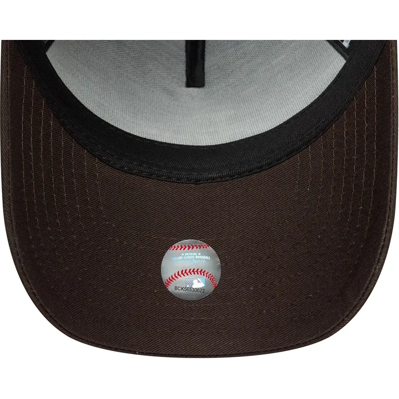 cap-kumer-brown-snapback-9forty-e-frame-side-patch-los-angeles-dodgers-mlb-new-era