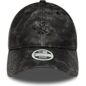 mutsid-kumer-must-reguleeritav-rihm-9twenty-worn-pu-new-york-yankees-mlb-new-era