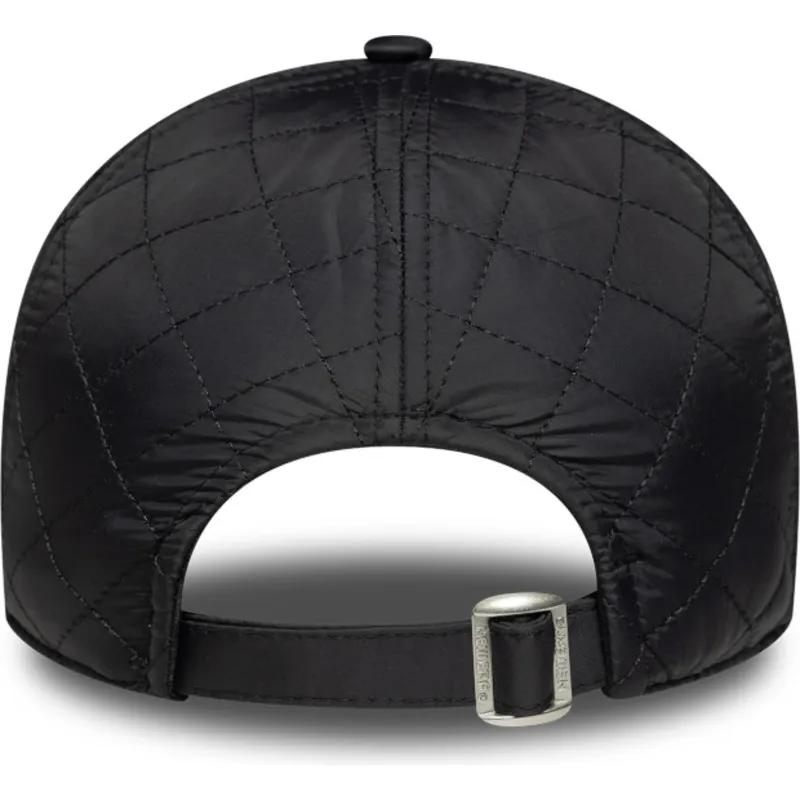 mutsid-kumer-must-reguleeritav-rihm-9twenty-padded-new-york-yankees-mlb-new-era