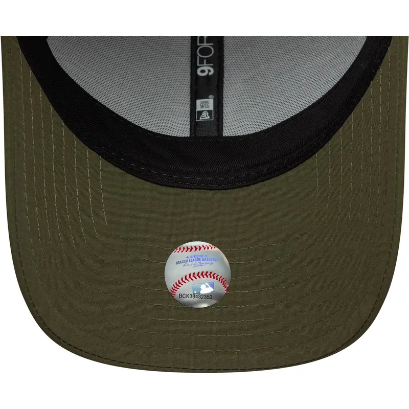 cap-kumer-green-adjustable-strap-9forty-recycled-midi-los-angeles-dodgers-mlb-new-era cap-kumer-green-adjustable-strap-9forty-recycled-midi-los-angeles-dodgers-mlb-new-era