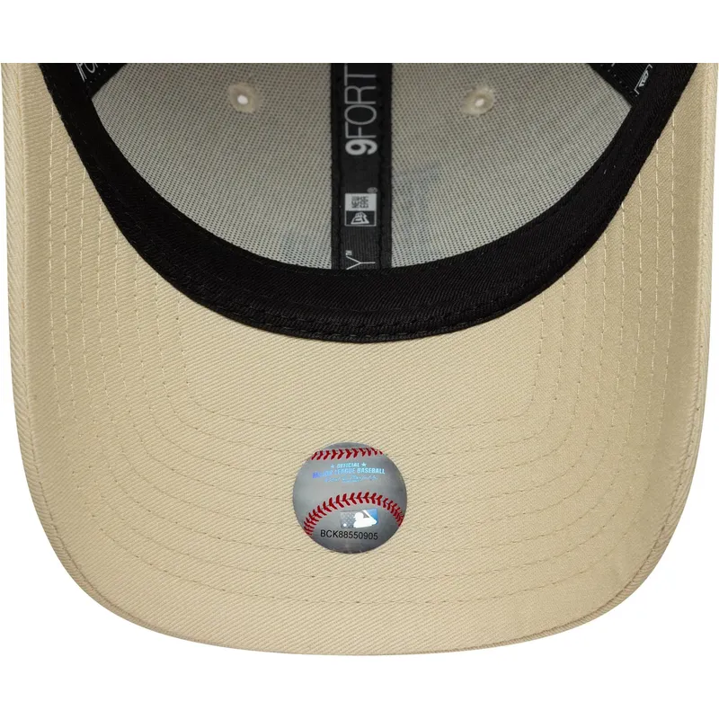 mutsid-kumer-beez-reguleeritav-9forty-league-essential-los-angeles-dodgers-mlb-new-era