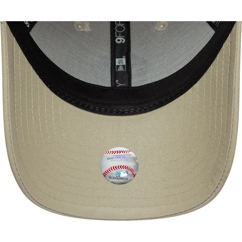 mutsid-kumer-beez-reguleeritav-9forty-camo-infill-new-york-yankees-mlb-new-era