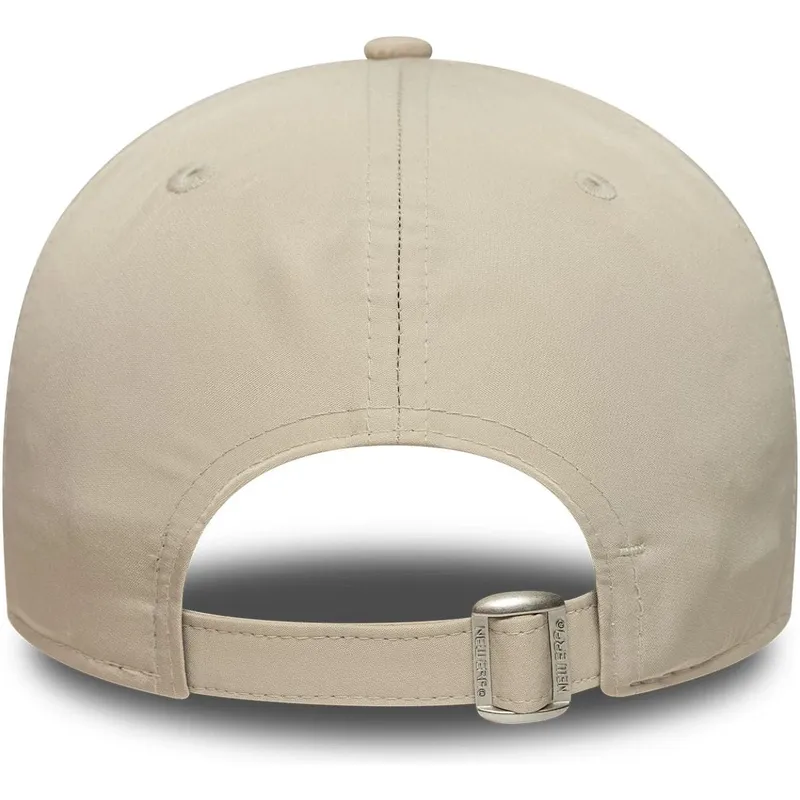 cap-kumer-beige-adjustable-strap-9forty-streetweear-associazione-sportiva-roma-serie-a-new-era