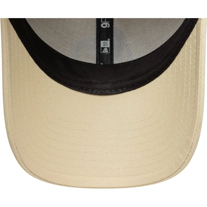 mutsid-kumer-beez-reguleeritav-9forty-essential-vespa-piaggio-new-era