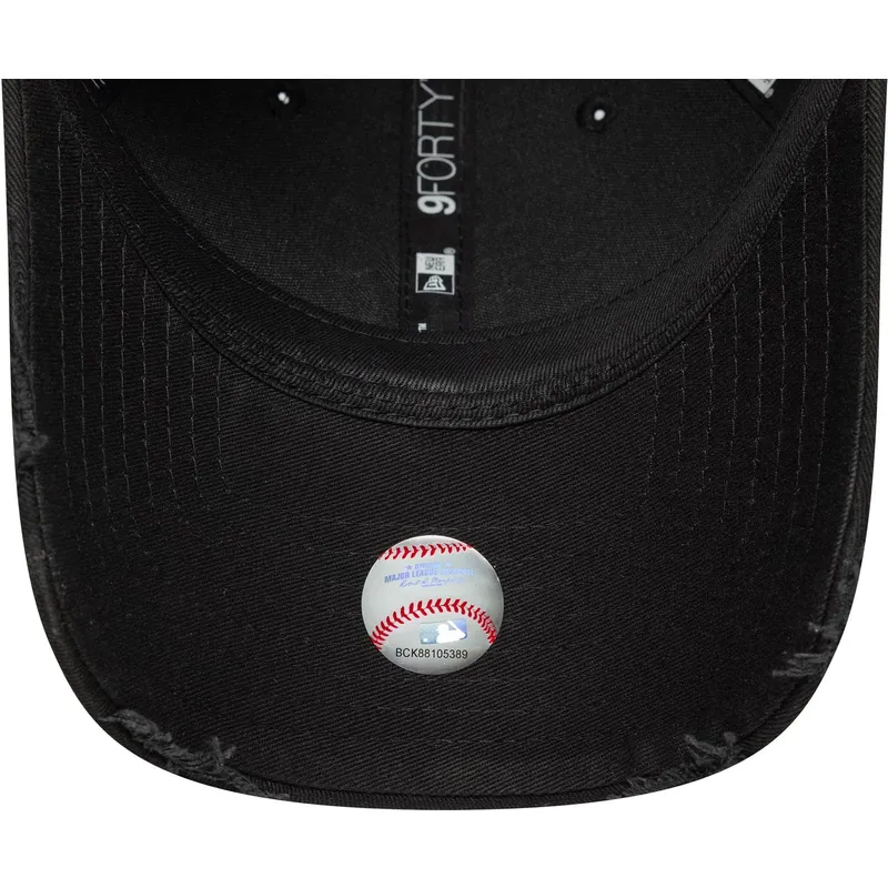 mutsid-kumer-must-reguleeritav-9forty-wash-distress-new-york-yankees-mlb-new-era