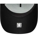 cap-kumer-black-snapback-9forty-e-frame-metallic-los-angeles-lakers-nba-new-era