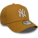 mutsid-kumer-pruun-snapback-9forty-e-frame-league-essential-new-york-yankees-mlb-new-era