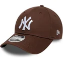 mutsid-kumer-pruun-snapback-9forty-m-crown-new-york-yankees-mlb-new-era