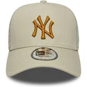 mutsid-kumer-beez-snapback-a-frame-league-essential-new-york-yankees-mlb-new-era