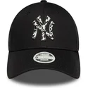 cap-kumer-black-adjustable-strap-9forty-animal-infill-new-york-yankees-mlb-new-era