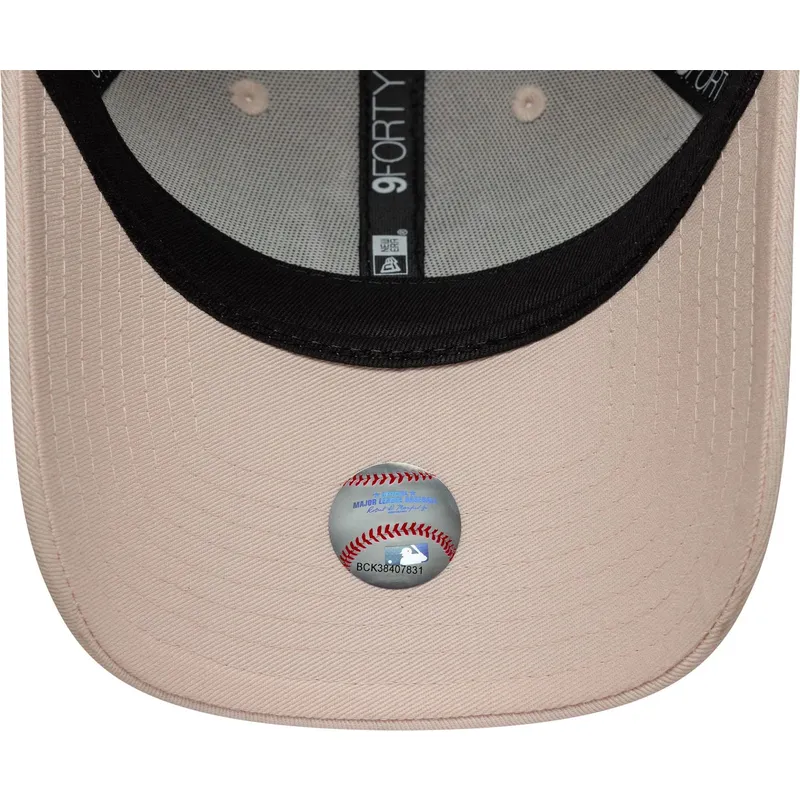 mutsid-kumer-roosa-reguleeritav-9forty-metallic-new-york-yankees-mlb-new-era mutsid-kumer-roosa-reguleeritav-9forty-metallic-new-york-yankees-mlb-new-era
