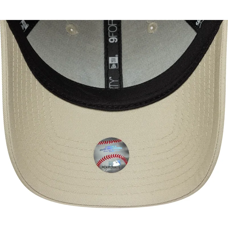 mutsid-kumer-beez-reguleeritav-9forty-floral-icon-new-york-yankees-mlb-new-era