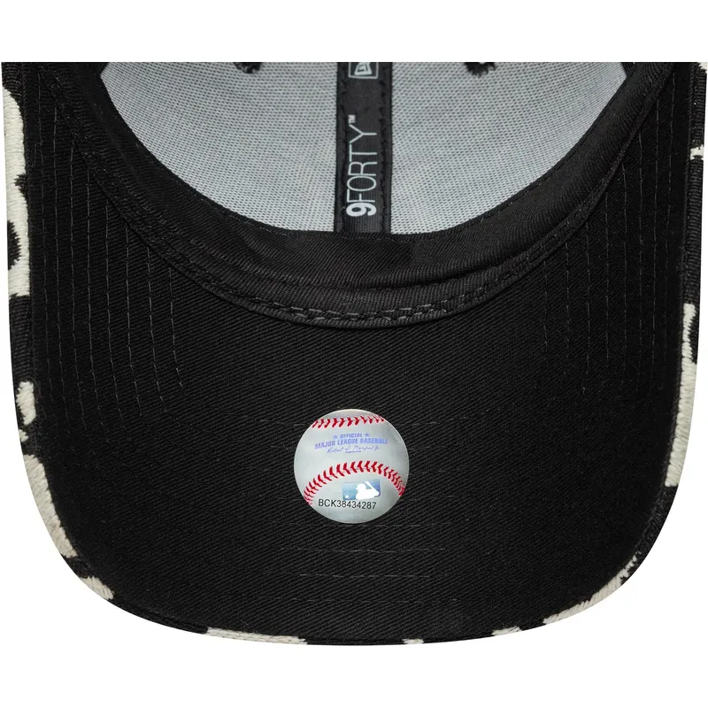 mutsid-kumer-must-reguleeritav-9forty-cow-midi-new-york-yankees-mlb-new-era