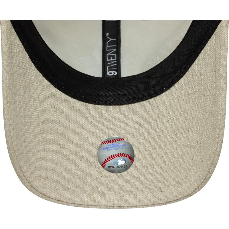 mutsid-kumer-beez-reguleeritav-9twenty-linen-new-york-yankees-mlb-new-era