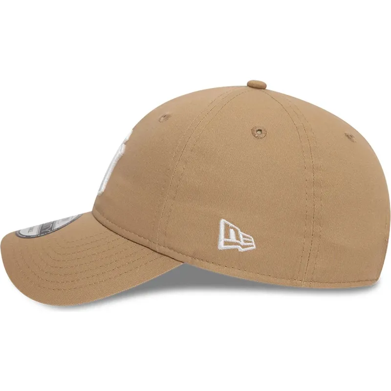 cap-kumer-brown-adjustable-strap-claro-9twenty-league-essential-new-york-yankees-mlb-new-era